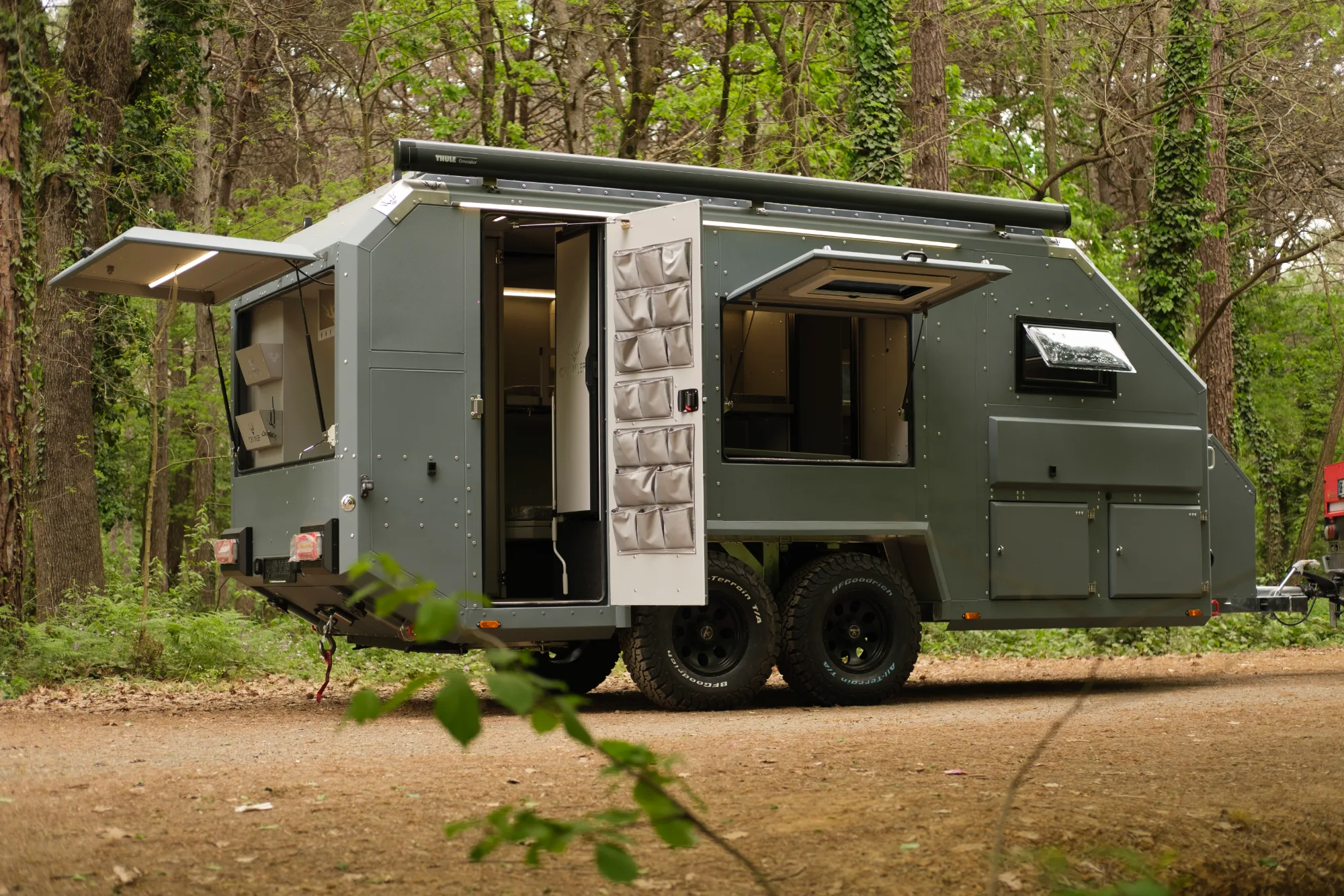 Crawler Batu 535i Caravanning